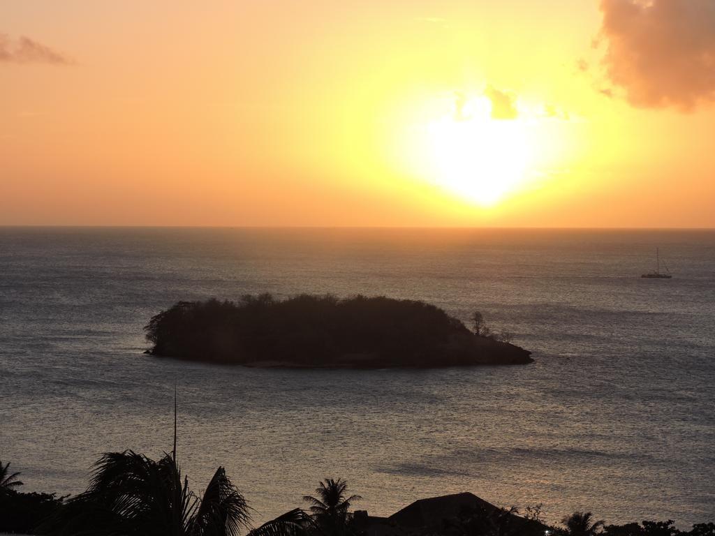 Amazing Beach View Apartments Castries Exterior photo