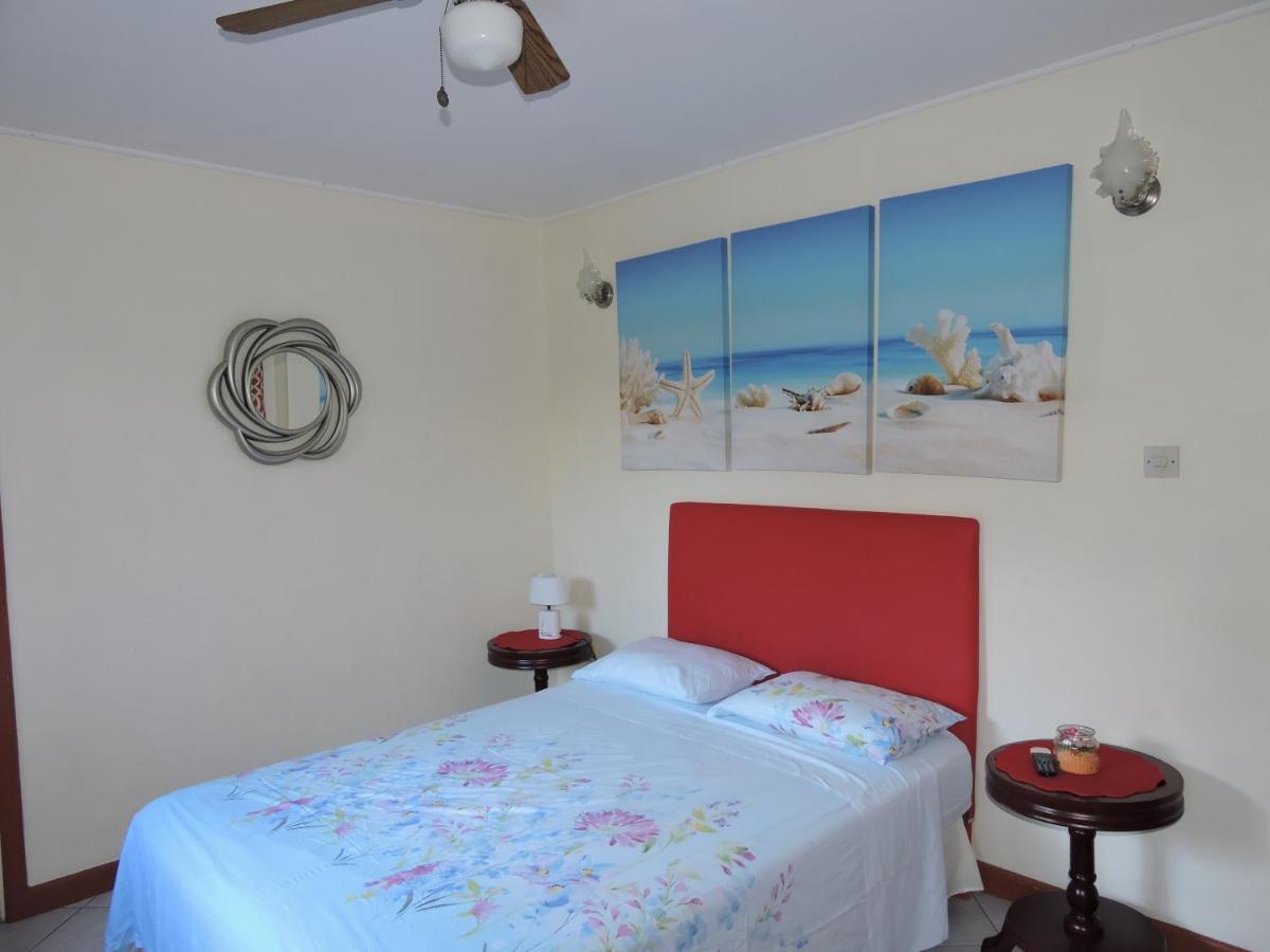 Amazing Beach View Apartments Castries Exterior photo